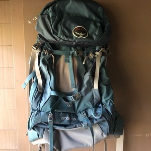 OSPREY Ariel 55 Hiking Backpack